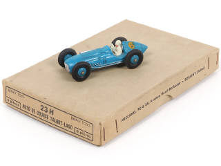 Lot 261 - DINKY TOYS (FRANCE) (2)