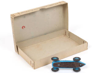Lot 261 - DINKY TOYS (FRANCE) (2)