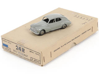 Lot 269 - DINKY TOYS (FRANCE) (2)