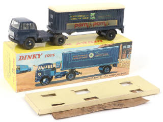 Lot 362 - DINKY TOYS (FRANCE) (1)