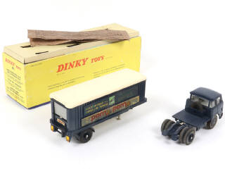 Lot 362 - DINKY TOYS (FRANCE) (1)