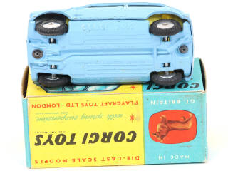 Lot 104 - CORGI TOYS (GB) (1)