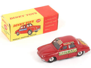 Lot 205 - DINKY TOYS (GB) (1)