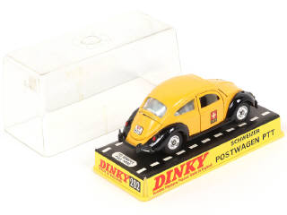 Lot 203 - DINKY TOYS (GB) (1)