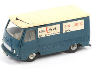 Lot 277 - DINKY TOYS (FRANCE) (1)