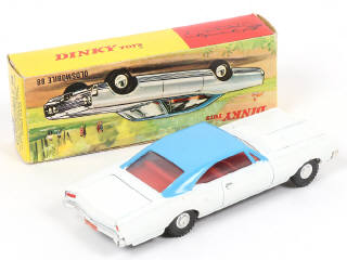 Lot 202 - DINKY TOYS (GB) (1)