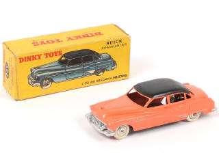 Lot 298 - DINKY TOYS (FRANCE) (1)