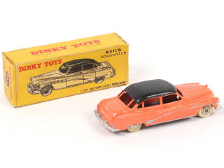 Lot 298 - DINKY TOYS (FRANCE) (1)