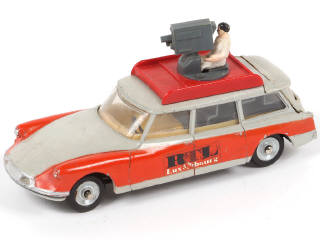 Lot 275 - DINKY TOYS (FRANCE) (1)