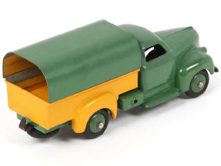 Lot 351 - DINKY TOYS (FRANCE) (1)
