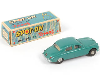 Lot 84 - SPOT-ON (GB) (1)