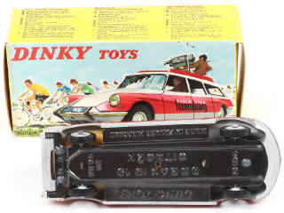Lot 320 - DINKY TOYS (FRANCE) (1)