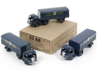 Lot 365 - DINKY TOYS (FRANCE) (1)