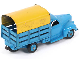 Lot 349 - DINKY TOYS (FRANCE) (1)
