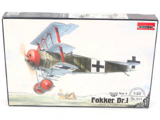 Lot 29 - DIVERS (6)