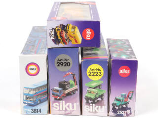 Lot 111 - SIKU (ALLEMAGNE) (5)
