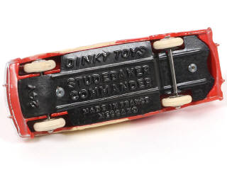 Lot 242 - DINKY TOYS (FRANCE) (1)