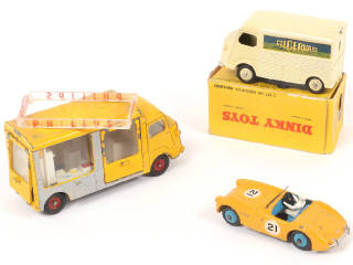 Lot 184 - DINKY TOYS (3)
