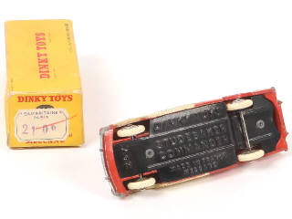 Lot 244 - DINKY TOYS (FRANCE) (1)