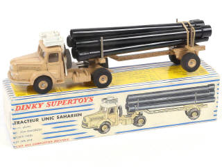 Lot 247 - DINKY TOYS (FRANCE) (1)
