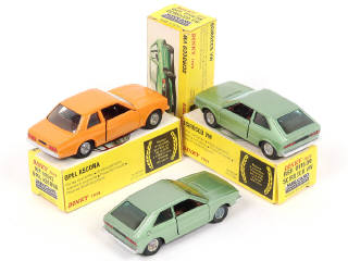 Lot 259 - DINKY TOYS (FRANCE) (3)