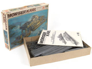 Lot 16 - DIVERS (13)
