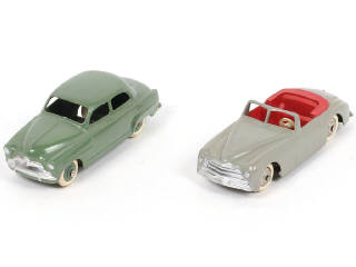 Lot 251 - DINKY TOYS (FRANCE) (2)