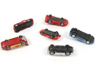 Lot 50 - DIVERS (6)
