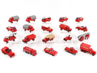 Lot 151 - DIVERS (20)