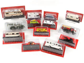 Lot 98 - DIVERS (13)