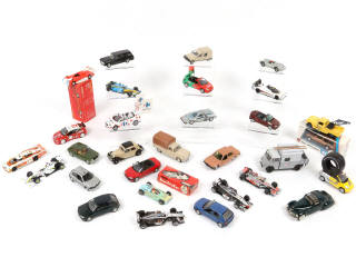 Lot 192 - DIVERS (30)