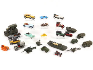Lot 186 - DIVERS (26)