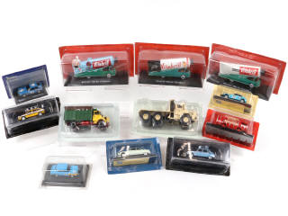 Lot 94 - DIVERS (12)
