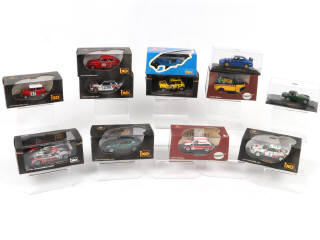 Lot 95 - DIVERS (12)
