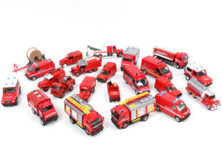Lot 209 - DIVERS (21)