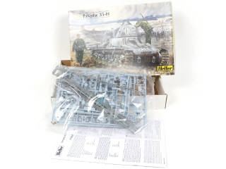 Lot 16 - DIVERS (5)