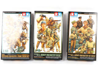 Lot 19 - DIVERS (9)