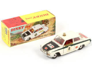 Lot 243 - DINKY TOYS (GB) (1)