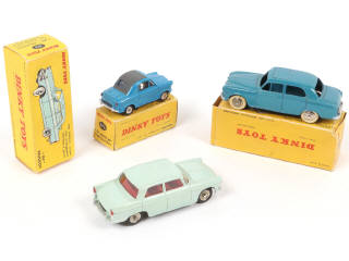Lot 229 - DINKY TOYS (FRANCE) (3)
