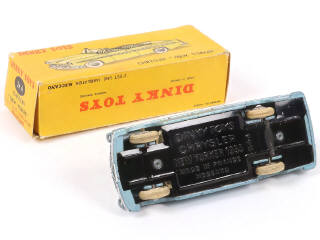 Lot 211 - DINKY TOYS (FRANCE) (1)