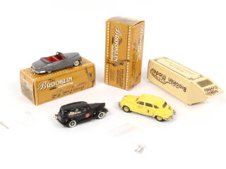 Lot 179 - BROOKLIN MODELS (GB) (3)