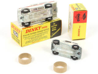 Lot 269 - DINKY TOYS (GB) (2)