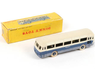 Lot 222 - DINKY TOYS (FRANCE) (1)