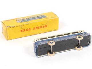 Lot 222 - DINKY TOYS (FRANCE) (1)