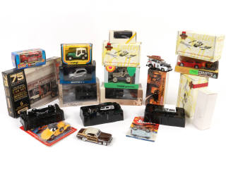 Lot 115 - DIVERS (16)