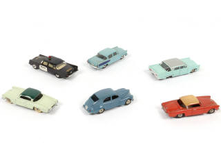 Lot 238 - DINKY TOYS (FRANCE) (6)