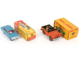 Lot 246 - DINKY TOYS (GB) (2)