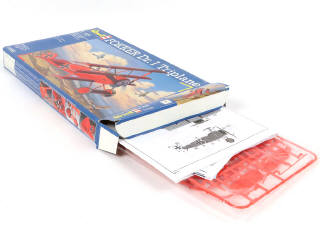 Lot 10 - REVELL (USA) (6)