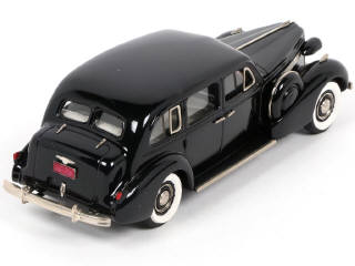 Lot 145 - BROOKLIN MODELS (GB) (1)