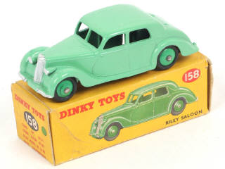 Lot 235 - DINKY TOYS (GB) (1)